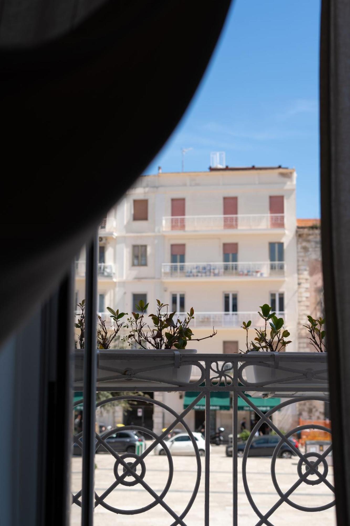 B&B Longobardi Трани Экстерьер фото